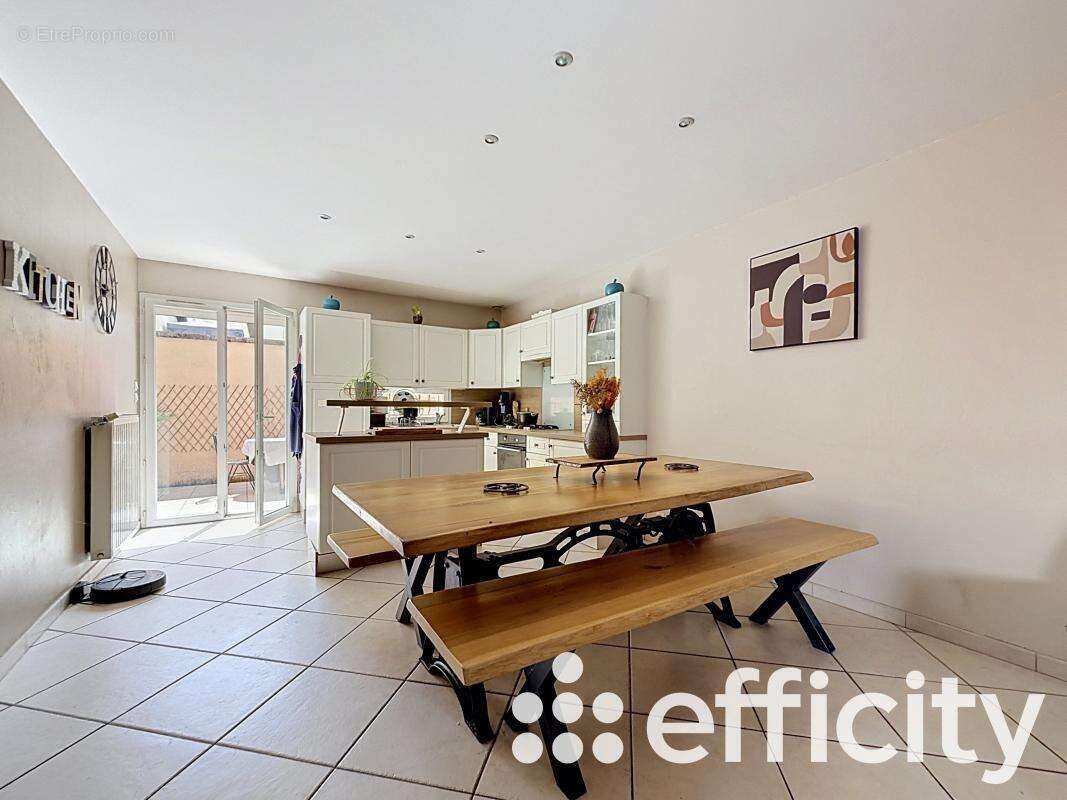Maison à vendre, 156m², Villeurbanne