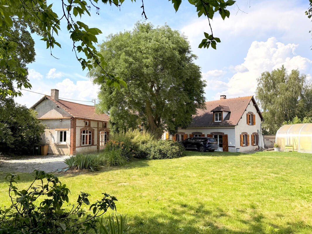 Maison à vendre, 300m², Boutigny-Prouais