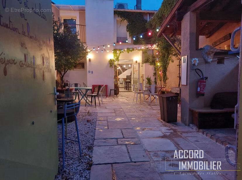 Maison à vendre, 420m², Puisserguier