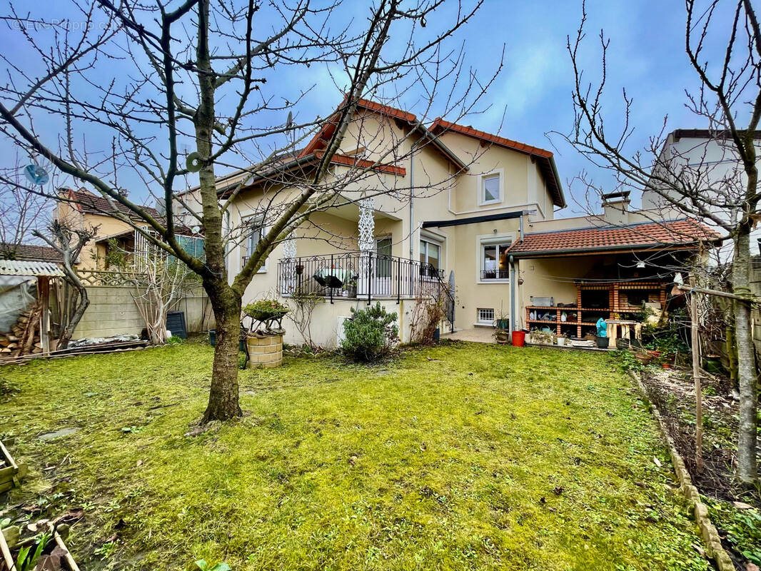 Maison à vendre, 108m², Drancy