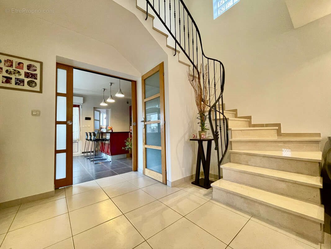 Maison à vendre, 108m², Drancy