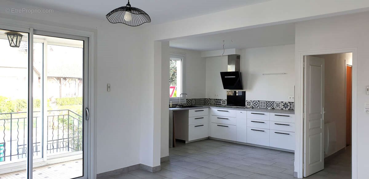 Maison à vendre, 78m², Pouzay