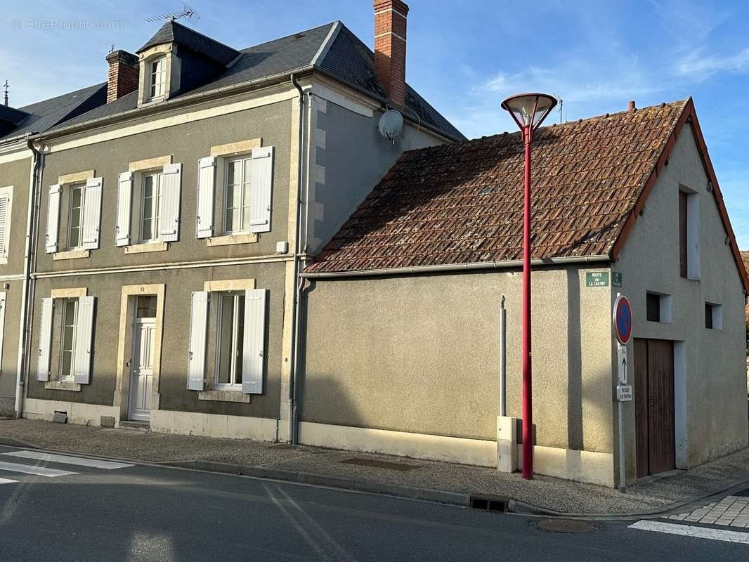 Maison à vendre, 77m², Thevet-Saint-Julien