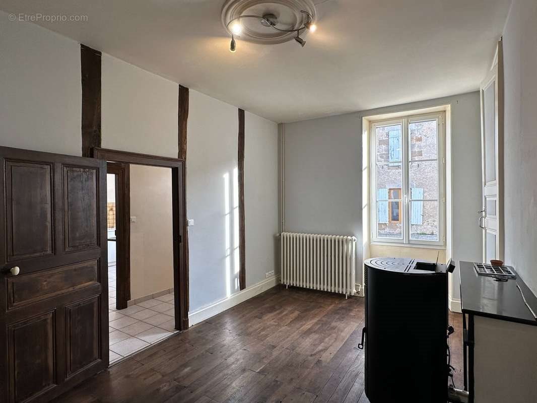 Maison à vendre, 77m², Thevet-Saint-Julien