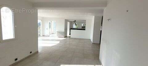 Maison à vendre, 240m², La Turbie