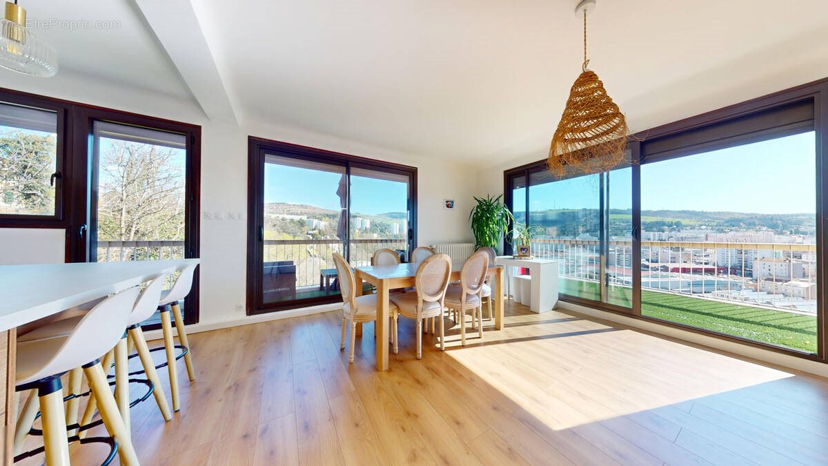 Appartement à vendre, 90m², Saint-Etienne