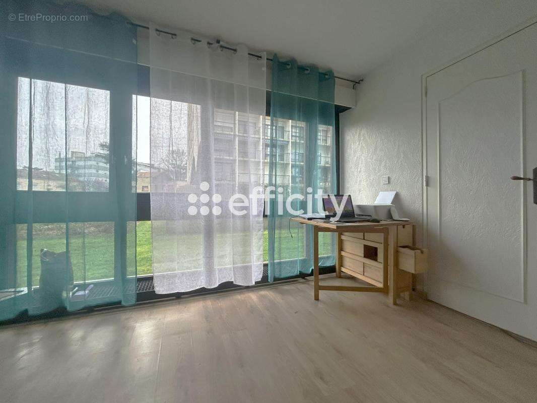 Appartement à vendre, 68m², Roanne