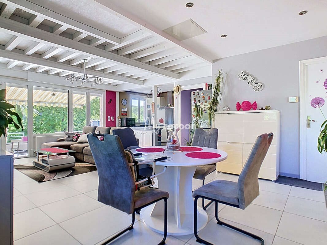 Maison à vendre, 85m², Saint-Jean-de-Niost