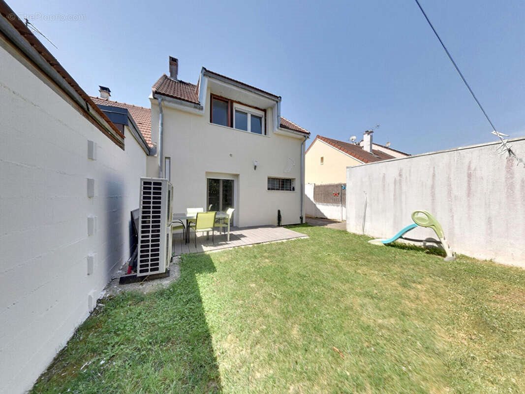Maison à vendre, 86m², Roissy-en-Brie