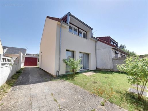 Advert pic 0