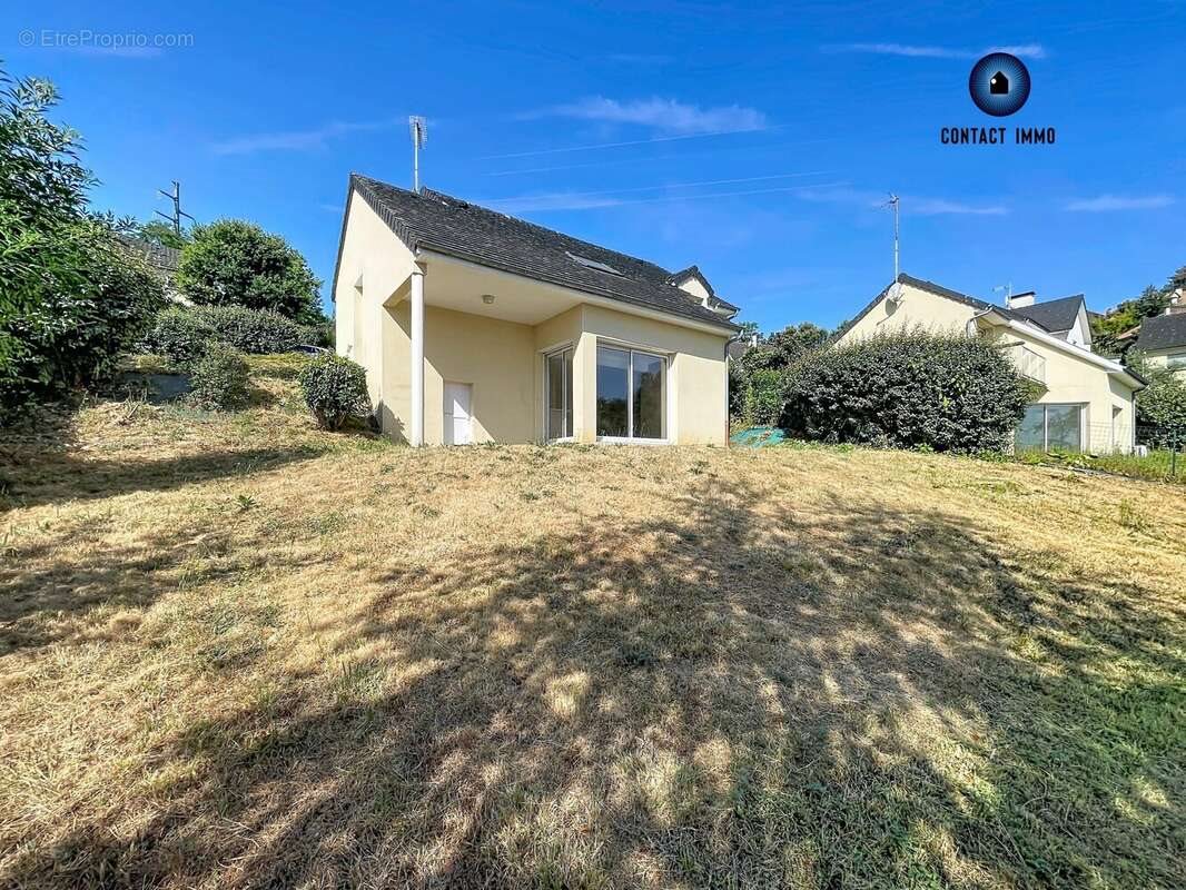 Maison à vendre, 89m², Dampniat