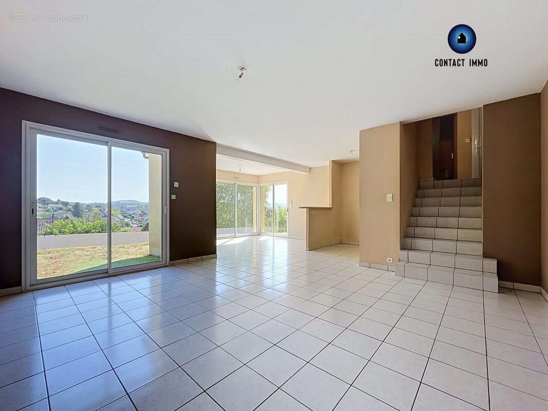 Maison à vendre, 89m², Dampniat