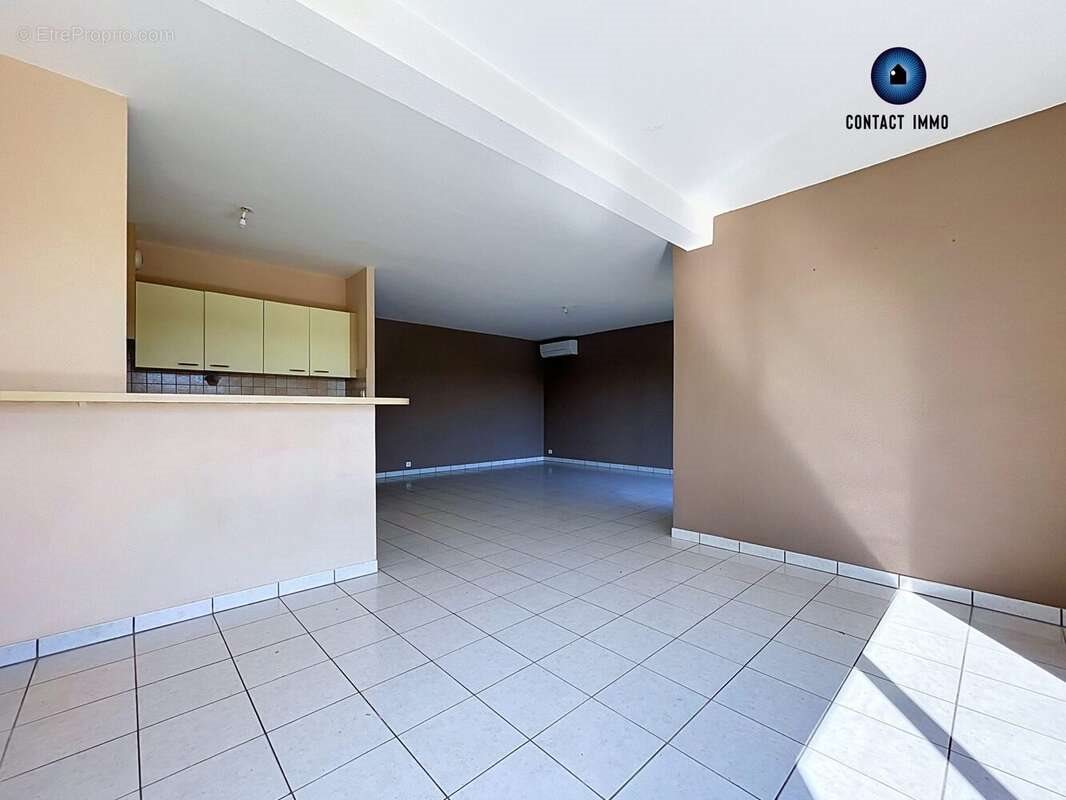 Maison à vendre, 89m², Dampniat