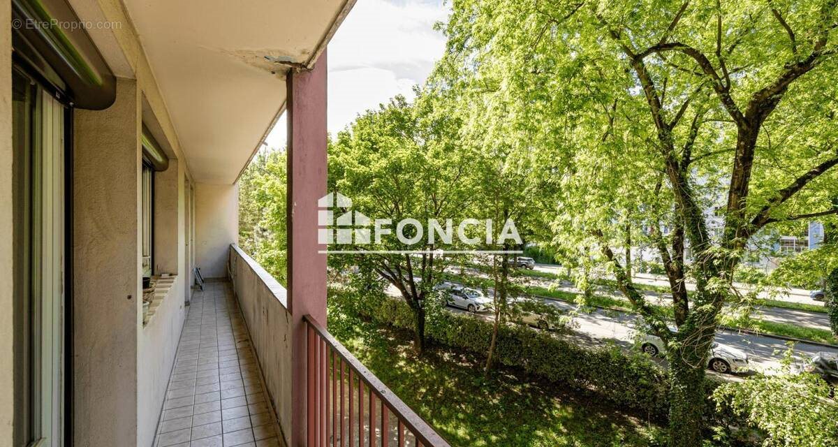 Appartement à vendre, 73m², Saint-Martin-d'Hères