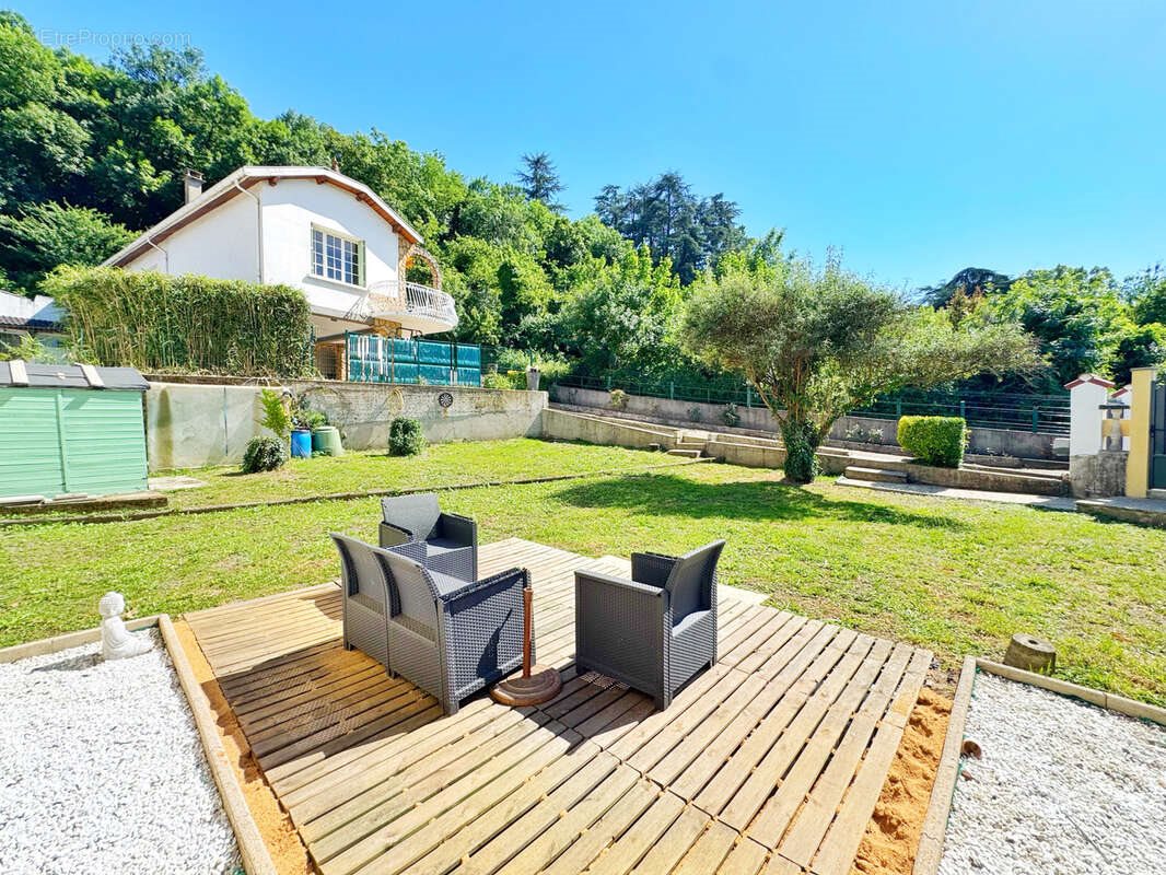 Maison à vendre, 97m², Châteauneuf