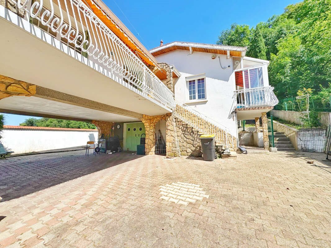 Maison à vendre, 97m², Châteauneuf