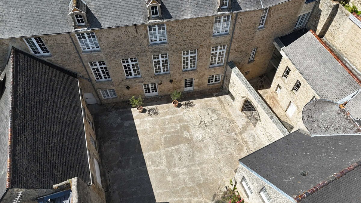 Maison à vendre, 370m², Valognes