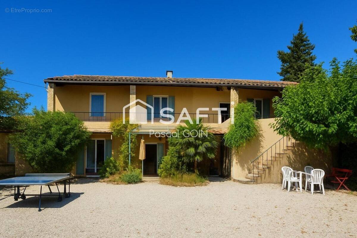 Maison à vendre, 221m², Saint-Jean-de-Maruéjols-et-Avéjan