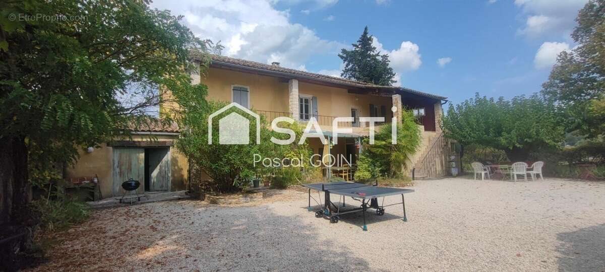 Maison à vendre, 221m², Saint-Jean-de-Maruéjols-et-Avéjan
