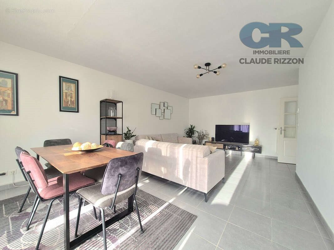 Appartement à vendre, 72m², Russange