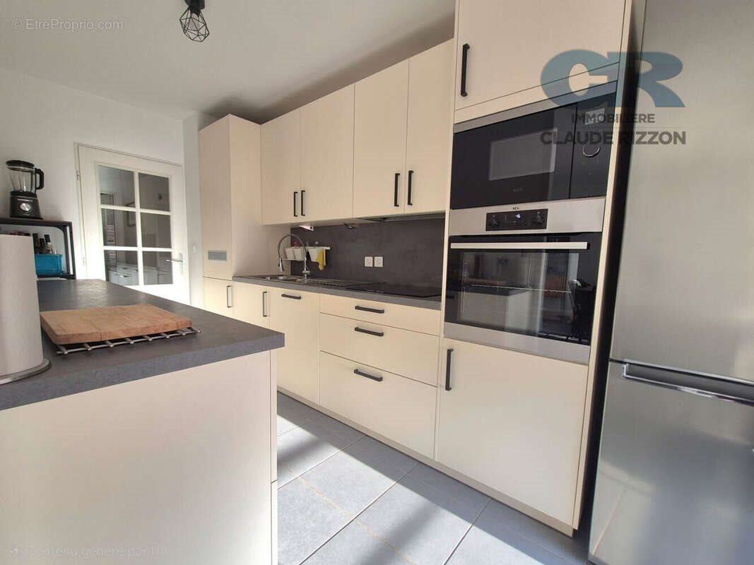 Appartement à vendre, 72m², Russange