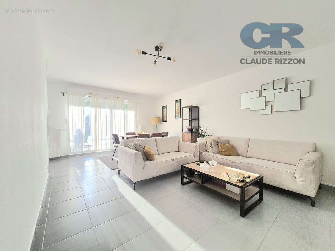 Appartement à vendre, 72m², Russange