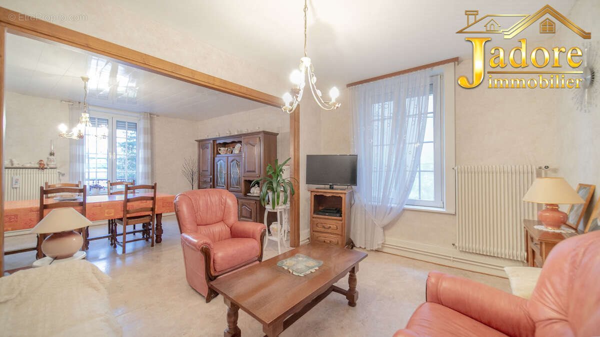 Appartement à vendre, 189m², Raon-l'Étape
