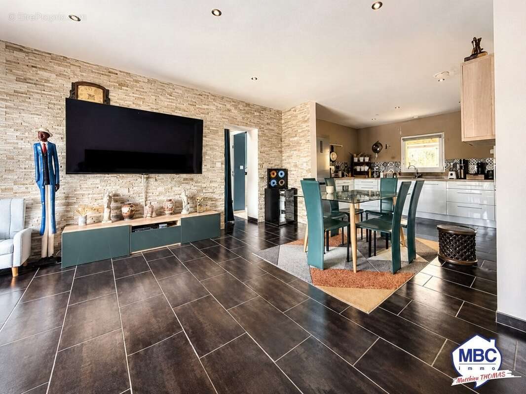 Maison à vendre, 125m², Le Fuilet