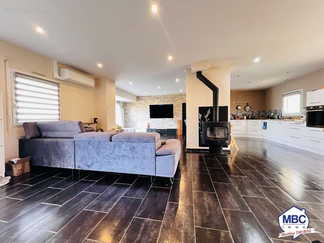 Maison à vendre, 125m², Le Fuilet
