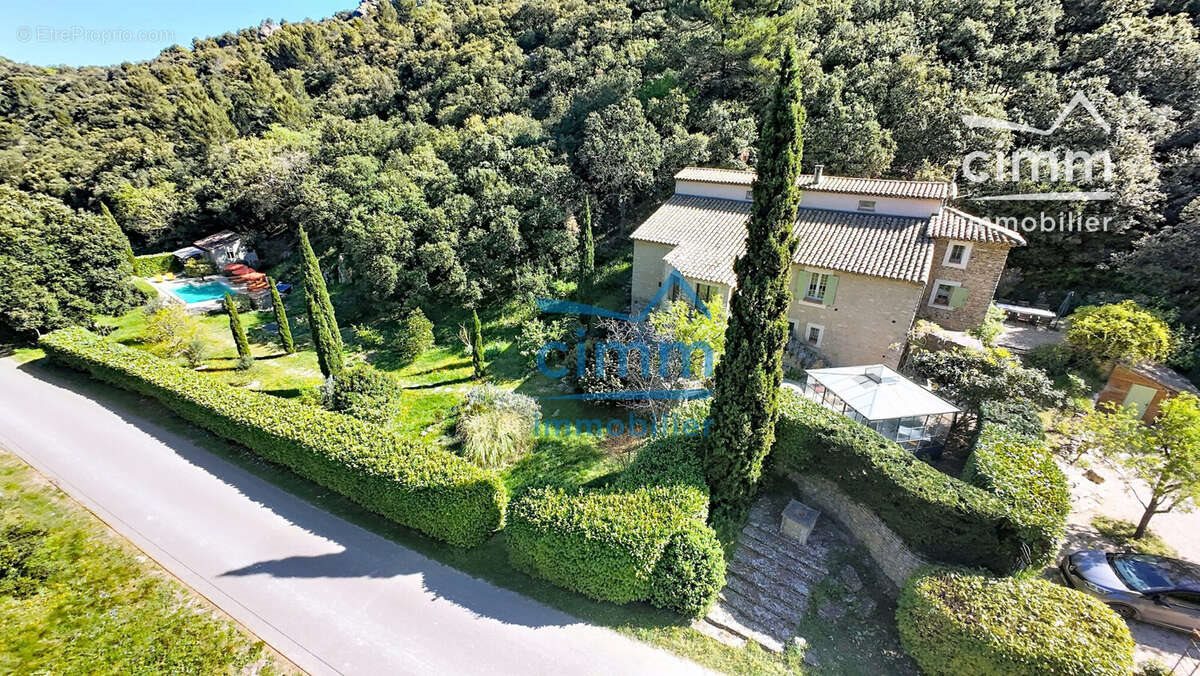 Maison à vendre, 221m², Le Beaucet