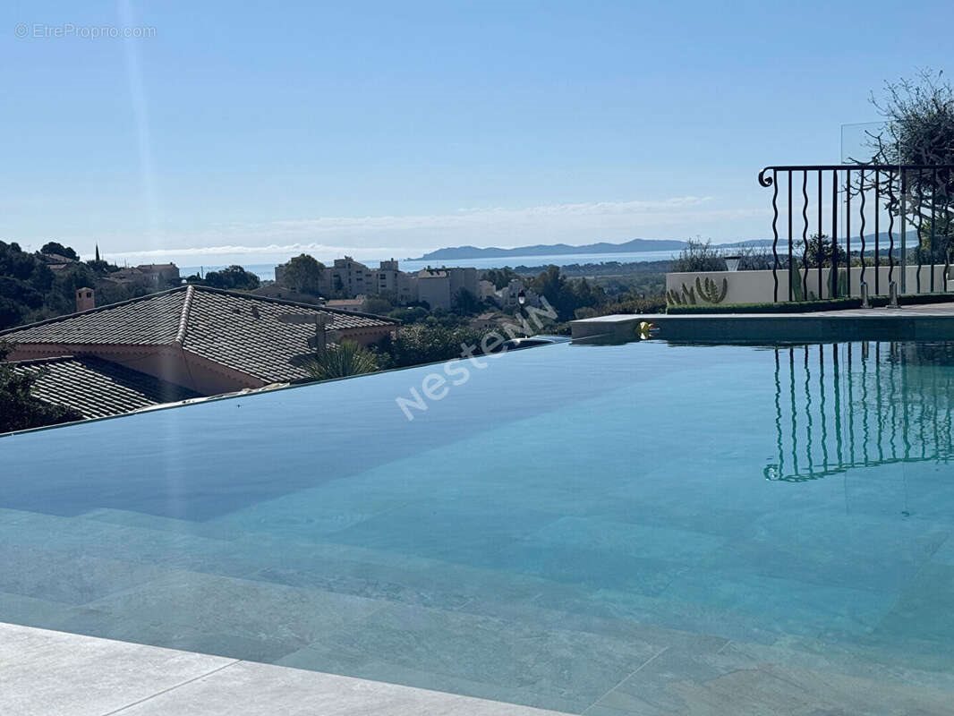 Maison à vendre, 155m², Hyères