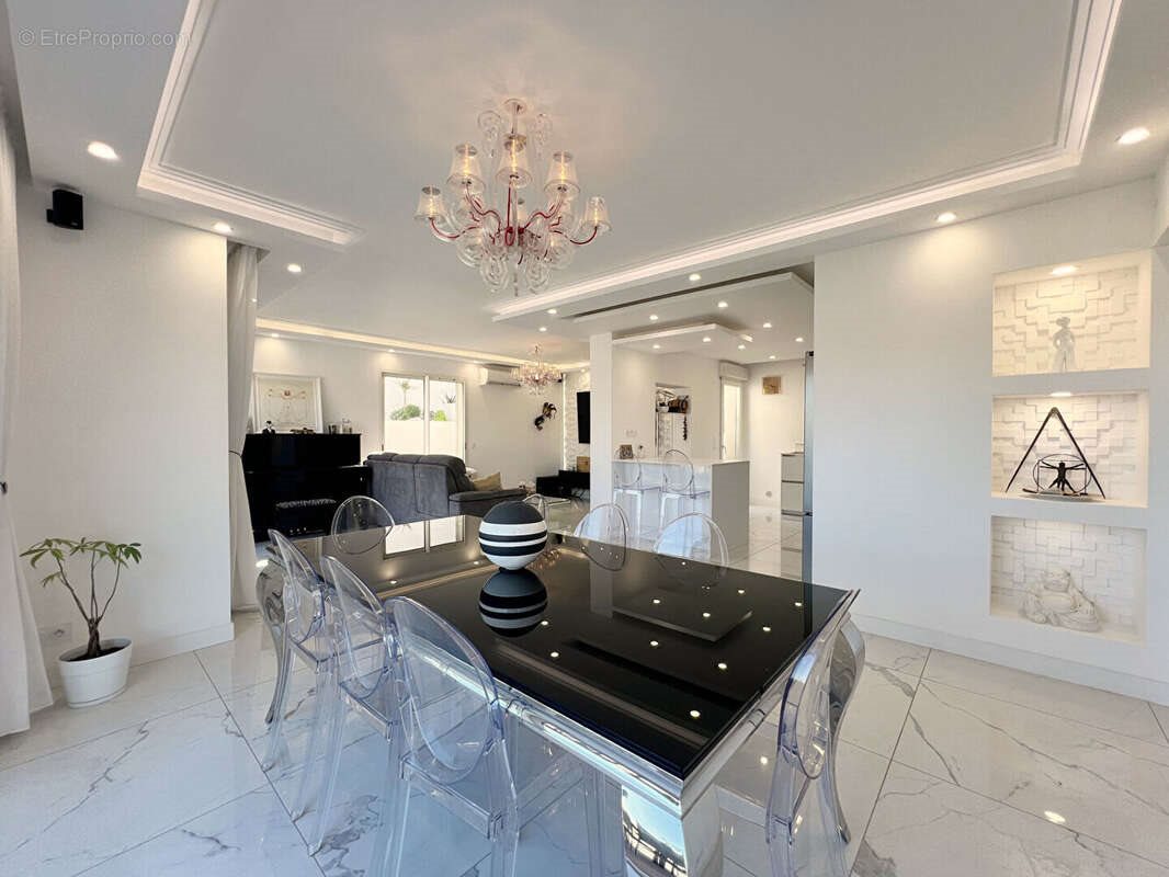 Maison à vendre, 155m², Hyères