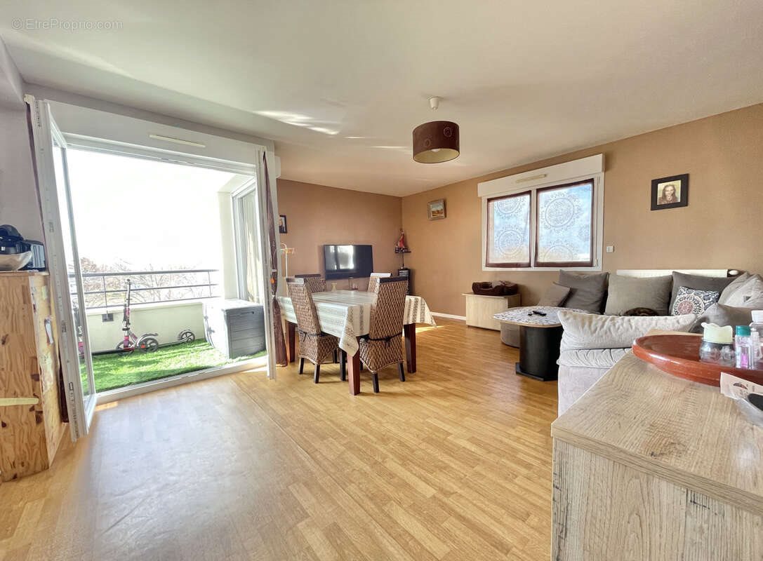 Appartement à vendre, 62m², Hérouville-Saint-Clair