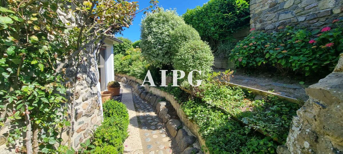 Maison à vendre, 107m², Etables-sur-Mer