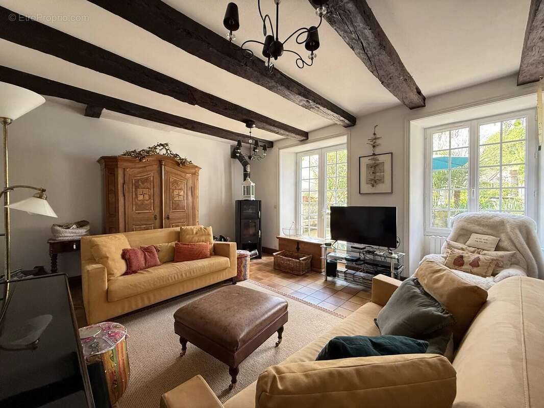 Maison à vendre, 256m², Civray