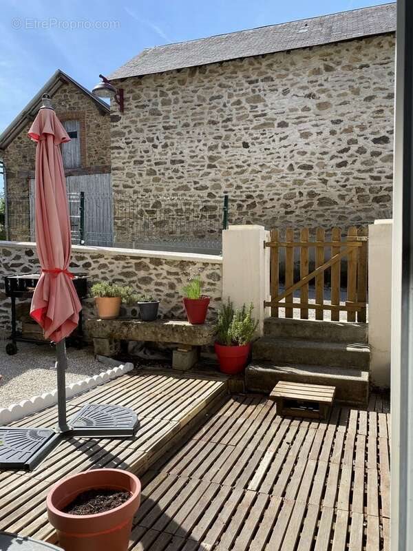 Maison à vendre, 150m², La Croisille-sur-Briance