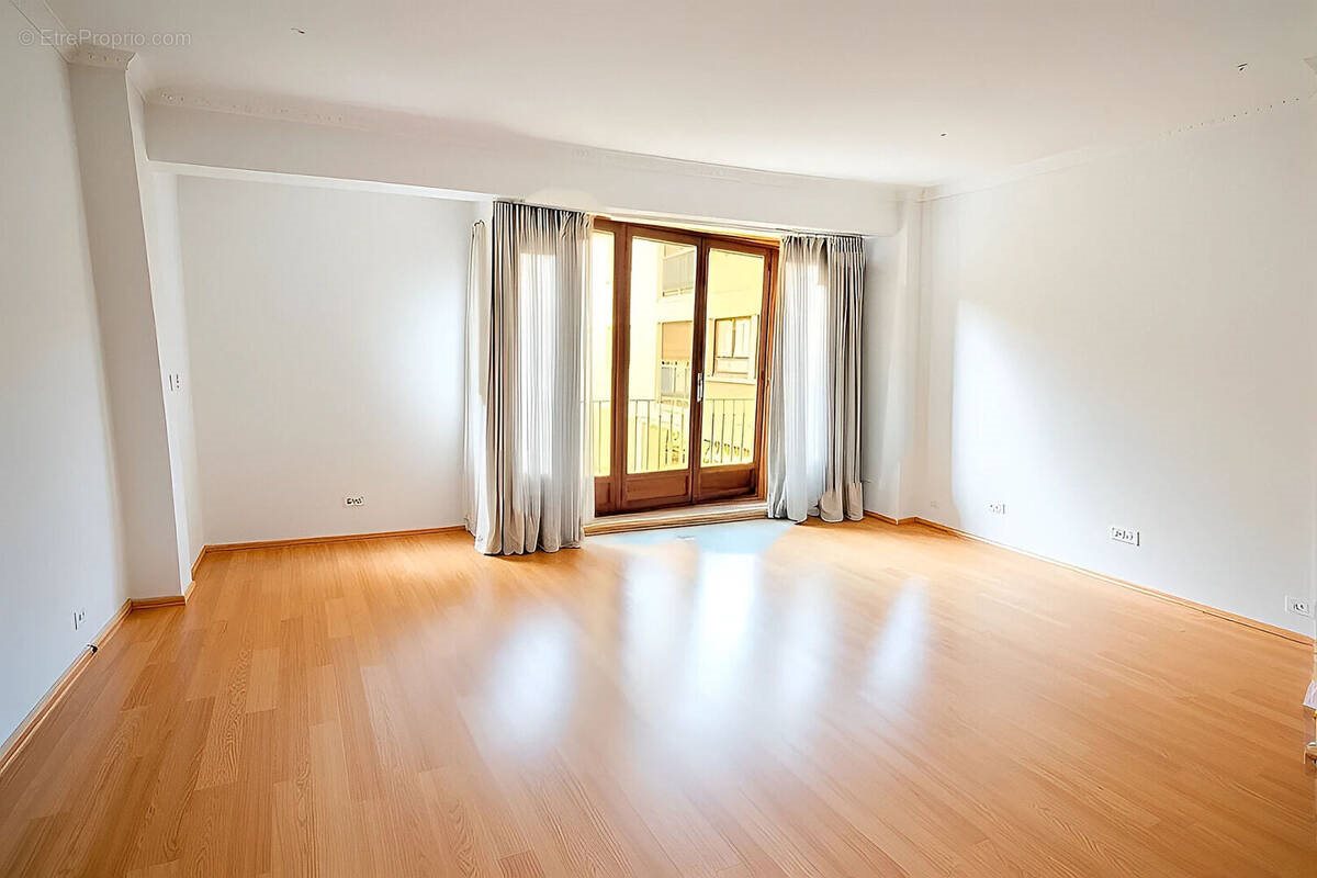 Appartement à vendre, 92m², Rueil-Malmaison