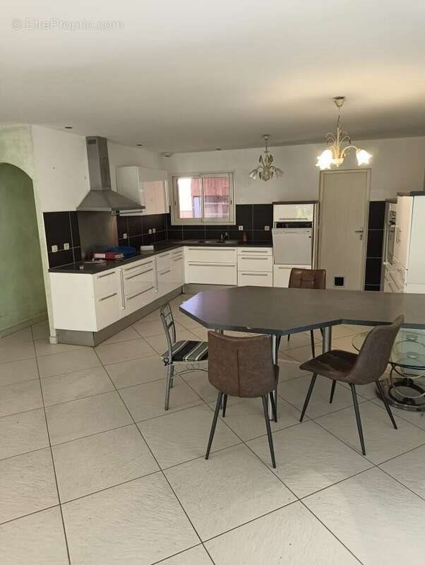 Maison à vendre, 177m², Perpignan