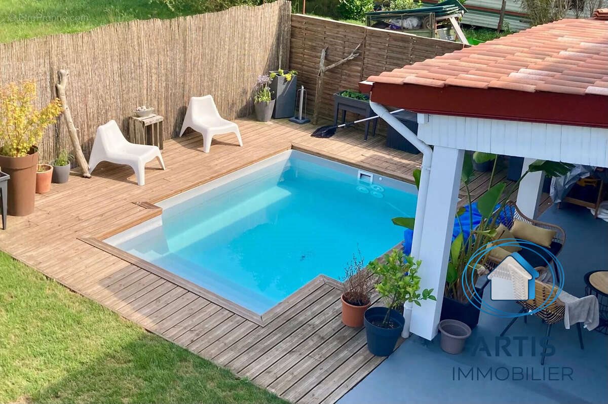Appartement à vendre, 93m², Saint-Pée-sur-Nivelle