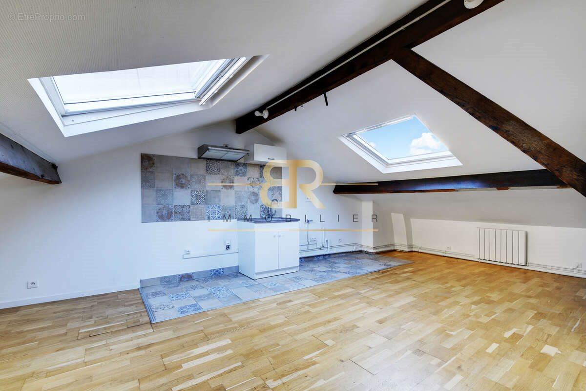 Appartement à vendre, 30m², Aubervilliers