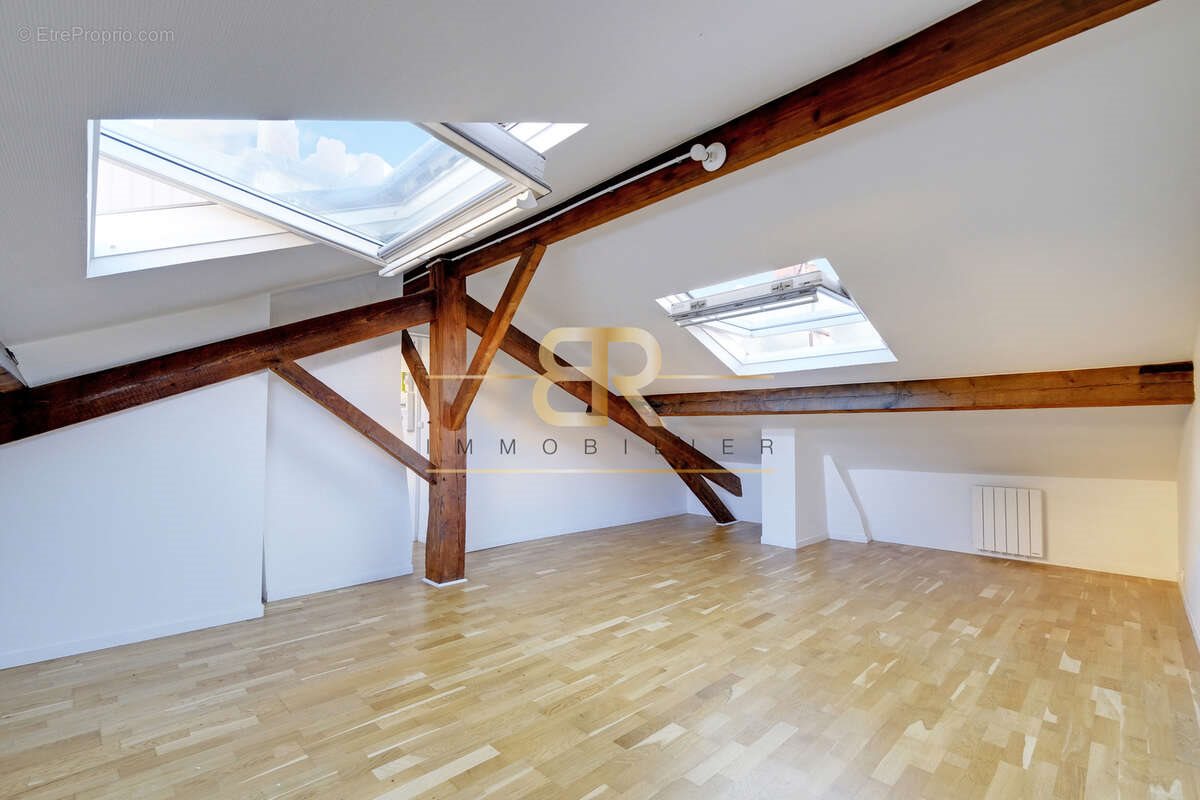 Appartement à vendre, 30m², Aubervilliers