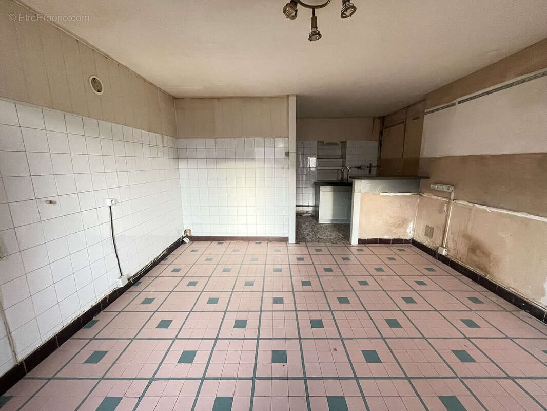 Maison à vendre, 94m², Cublize
