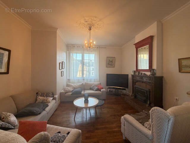 Maison à vendre, 207m², La Chèze