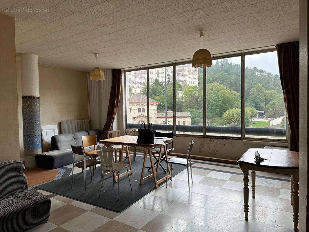 Appartement à vendre, 108m², Châtel-Guyon