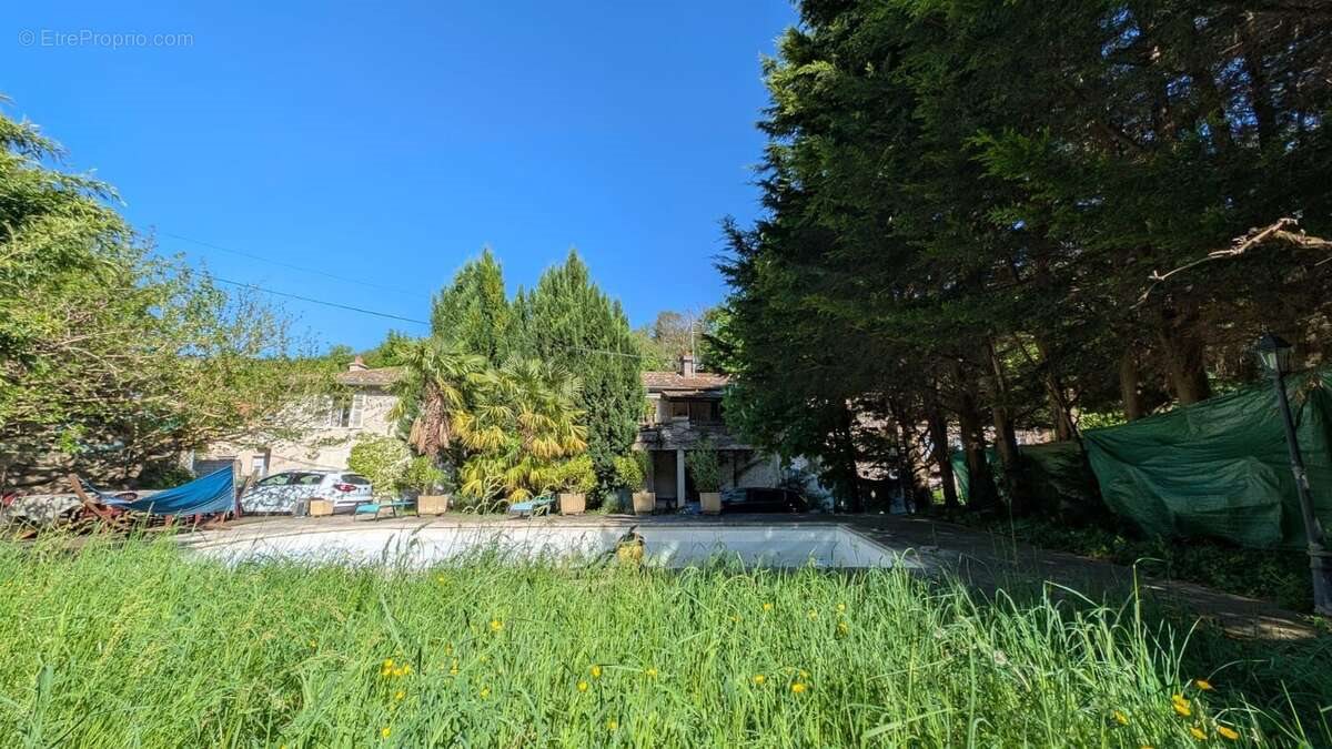 Maison à vendre, 132m², Saint-Paul-en-Jarez