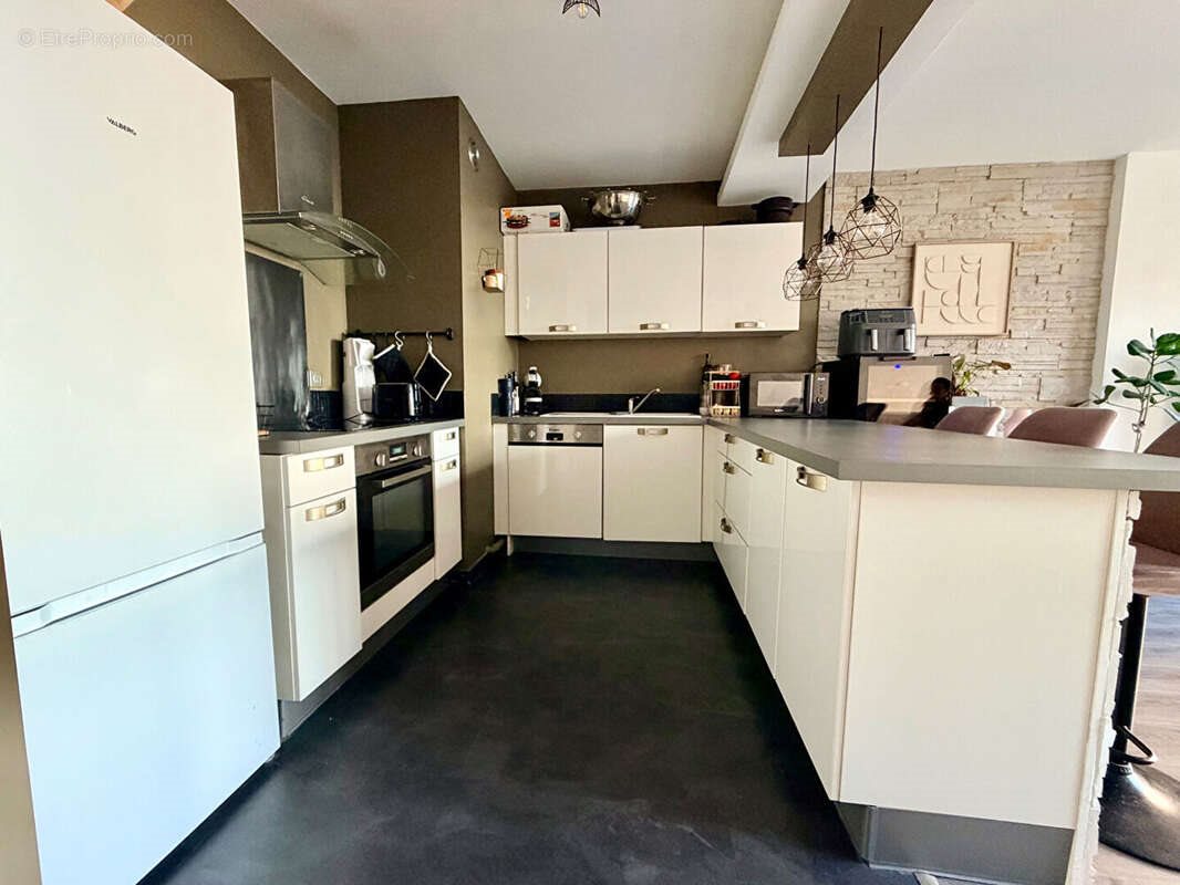 Appartement à vendre, 60m², Nanterre