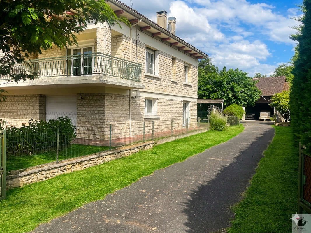 Maison à vendre, 170m², Bergerac