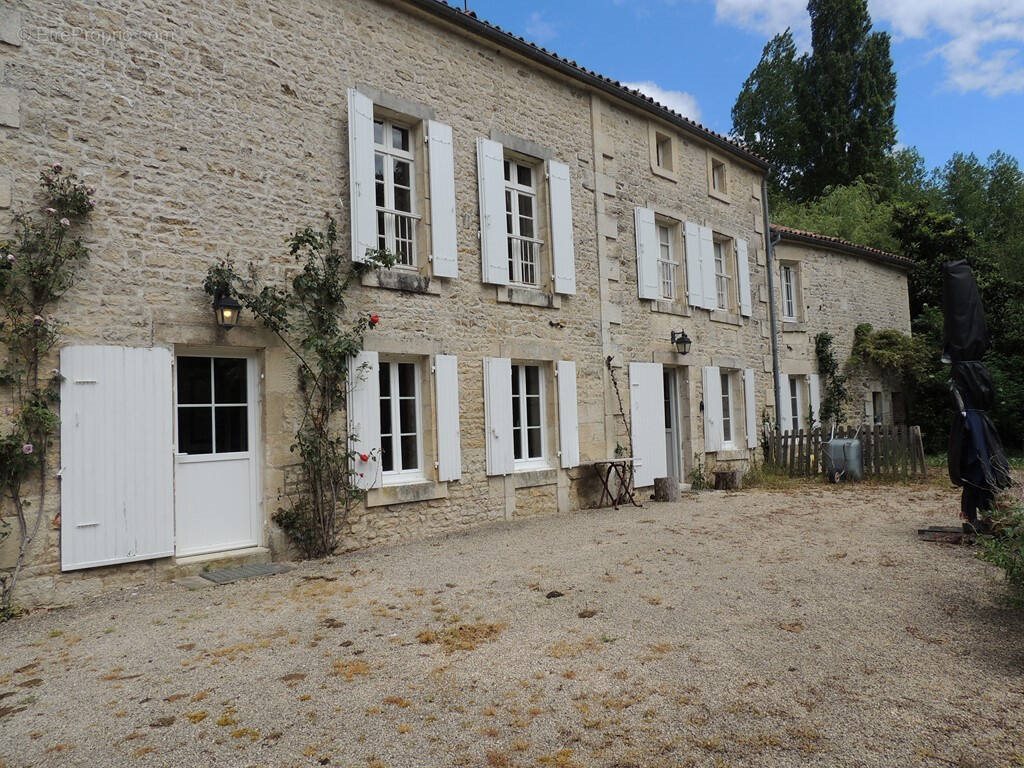 Maison à vendre, 250m², Niort