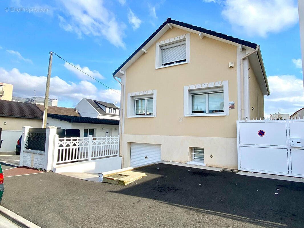 Maison à vendre, 92m², Drancy