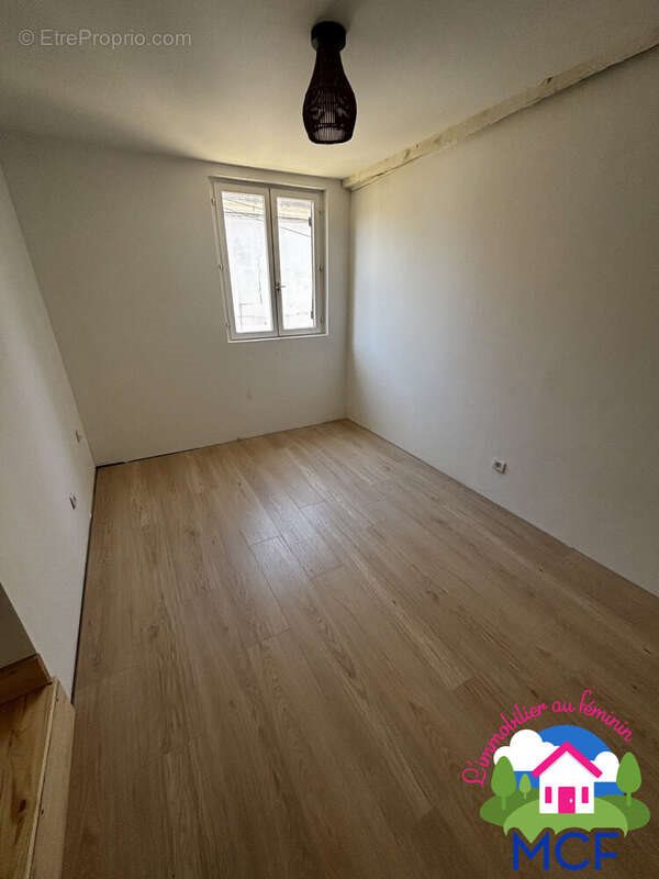 Maison à vendre, 41m², Bréval
